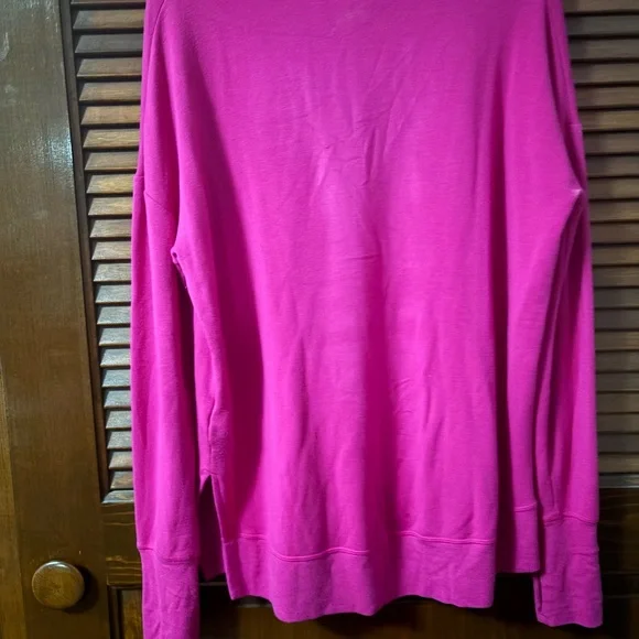 Athleta vibrant pink coaster luxe recover sweatshirt - Picture 8 of 11